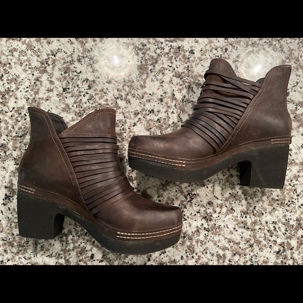 Antelope “Ebba” Black Leather Bootie Style 934